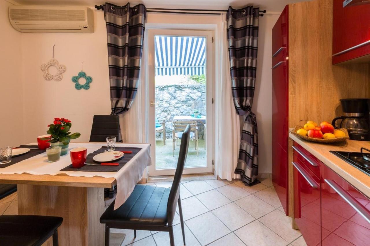 Two-Bedroom Apartment In Crikvenica Lxxxix Dramalj Bagian luar foto